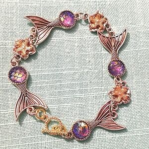 Bracelet mermaid tail starfish toggle clasp New Coastal Resortwear